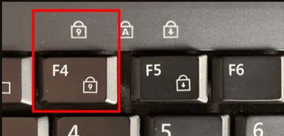 Clavier Dell avec cadenas 9