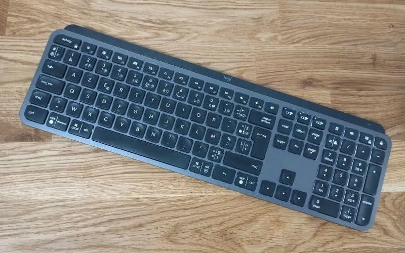 Logitech MX Keys