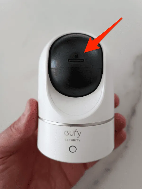 camera eufy emplacement carte micro sd