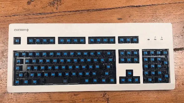 Remettre les touches d'un clavier Cherry